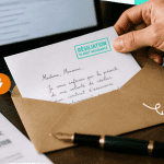 planet assurance résiliation lettre sur bureau
